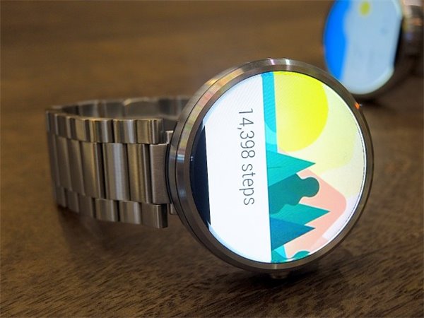 Moto 360与Apple Watch哪个更漂亮更好?二者区别对比全面评测