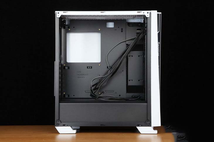 享受RGB灯效带来的澎湃激情 鑫谷套件酷炫光污染装机详细图文评测