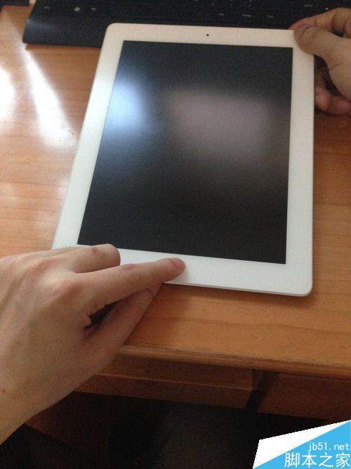 ipad卡机黑屏了怎么办   ipad卡机黑屏的解决方法