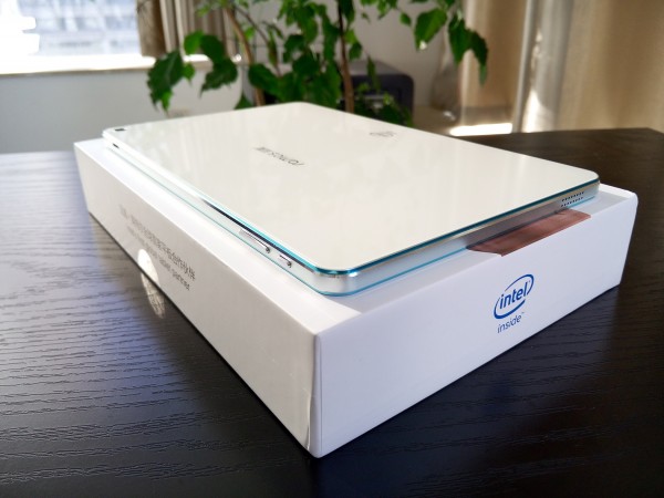[图+视频]8.9寸Intel芯：Win8.1平板电脑 蓝魔i9s开箱