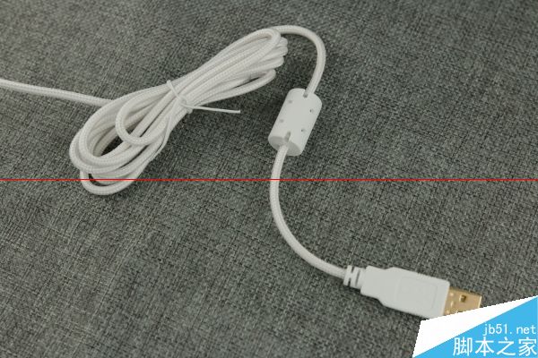 游戏鼠标怎么选？QPAD OM-75光电鼠标评测