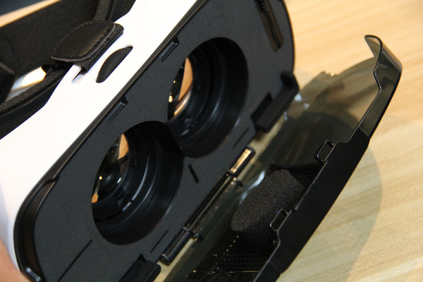 暴风VR硬件-魔镜3评测：享受沉浸式体验