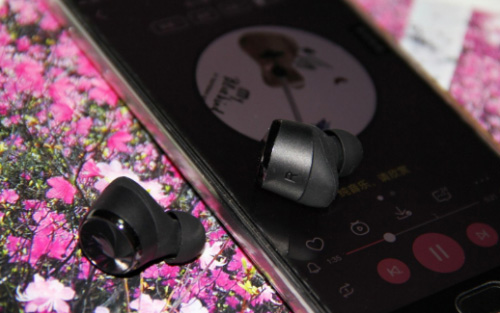 JEET Air Plus和铁三角 ATH-CKR7TW哪个好 JEET Air Plus对比ATH-CKR7TW