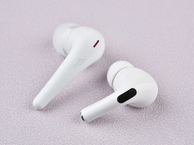 1MORE ComfoBuds Pro对比AirPods Pro哪个好