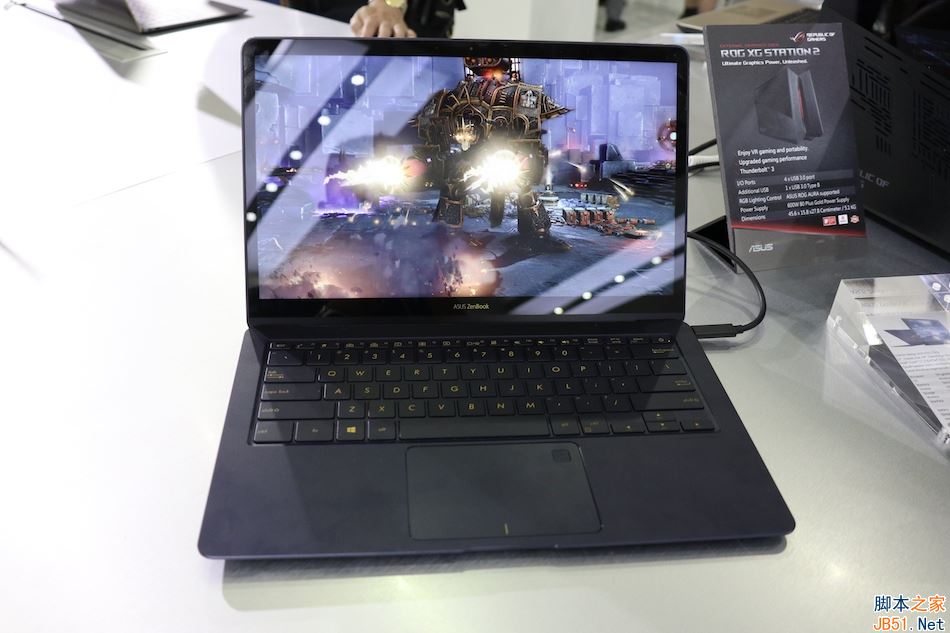 华硕灵耀3 Deluxe值不值得买？华硕灵耀3 Deluxe真机图赏