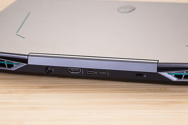 雷神911Pro钛空2代笔记本评测:超薄游戏本中的高性能旗舰型号