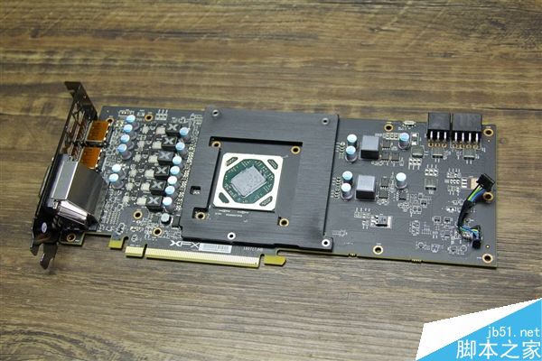 AMD RX 580/570/550国内各大显卡厂商的新卡海量图赏