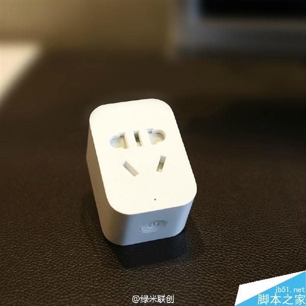 小米智能插座紫蜂版正式发布:新增感应开灯功能 更加节能