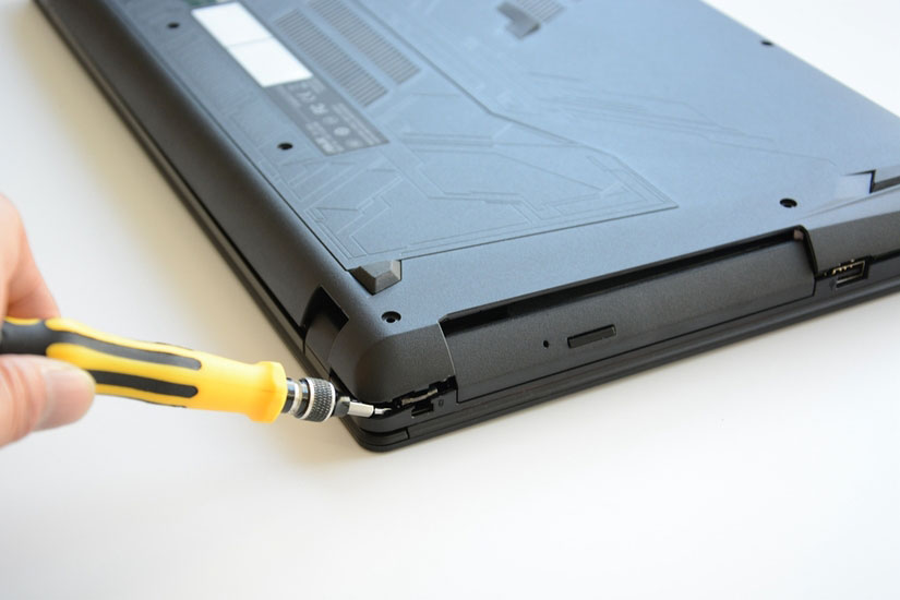 华硕ZX53V飞行堡垒怎么拆机 华硕ZX53V飞行堡垒拆解图文评测全过程