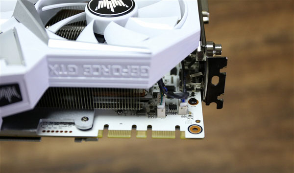 颜值爆表 影驰GTX1080Ti名人堂限量版开箱及拆解图赏