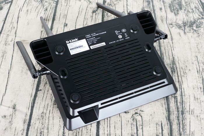 更适合用户选择的产品 D-Link DIR-882路由器详细解析揭晓