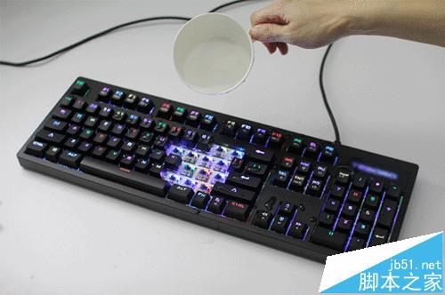 机械键盘轴体中机械轴与机械光轴有什么区别? 