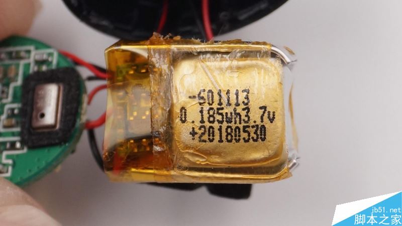 爱奇艺D30蓝牙耳机内部做工怎么样 爱奇艺D30真无线蓝牙耳机拆解全过程图解评测