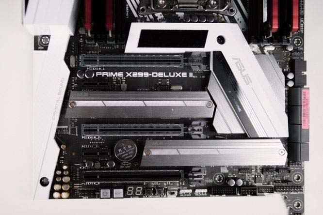 Intel 18核心酷睿i9-9980XE处理器怎么样 i9-9980XE处理器详细评测