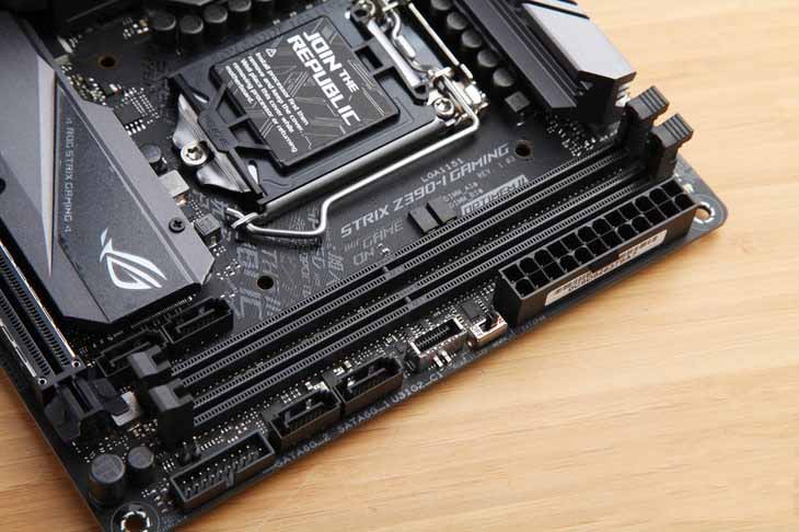 小尺寸大作为 华硕ROG STRIX Z390-I GAMING主板详细图文评测