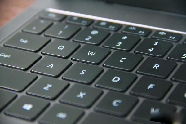 华为matebookXPro怎么样？华为matebook X Pro全面屏笔记本电脑全面评测图解