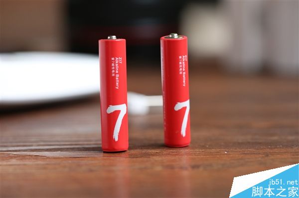 99元小米便携鼠标开箱图赏:轻薄铝合金 手感舒适