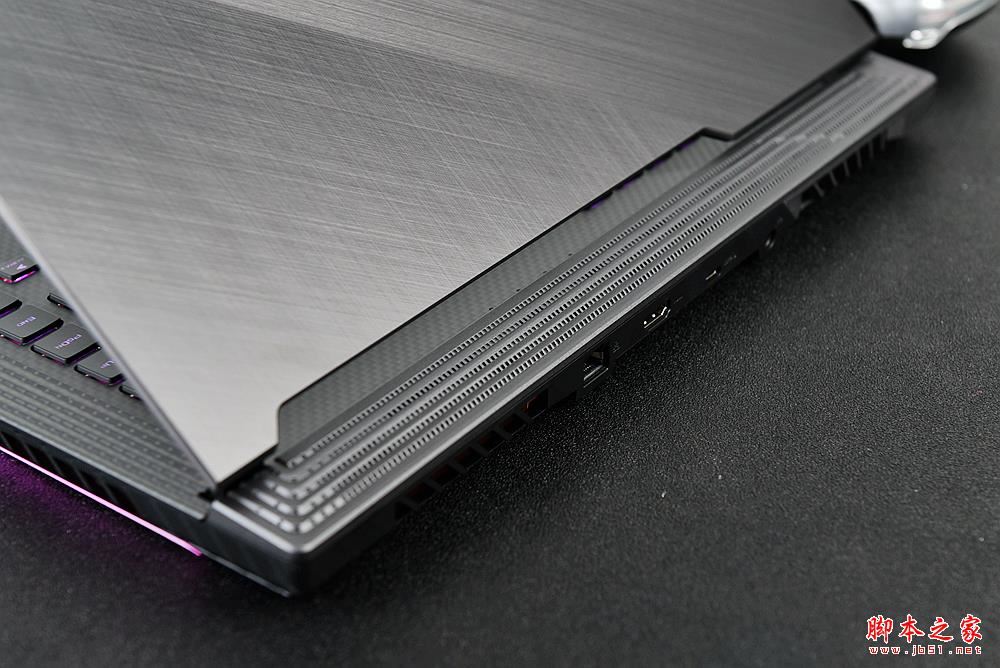 ROG枪神3值不值得买？ROG枪神3高端游戏本全面图解评测及拆解