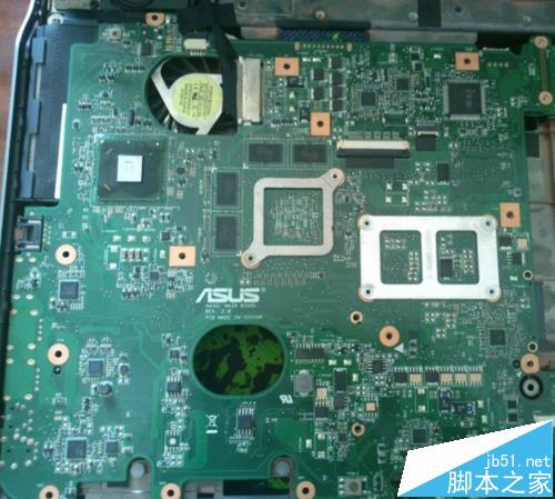 华硕n43周杰伦特别版该怎么拆机清灰?