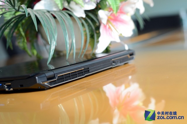GTX970M性能倍增 神舟战神Z7游戏笔记本首测/图