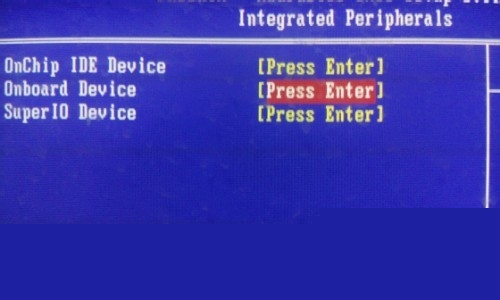 U盘打不开提示Remove disks or other media怎么办？