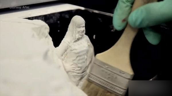 手机自拍已过时 全新的3D自拍机制作你的专属手办