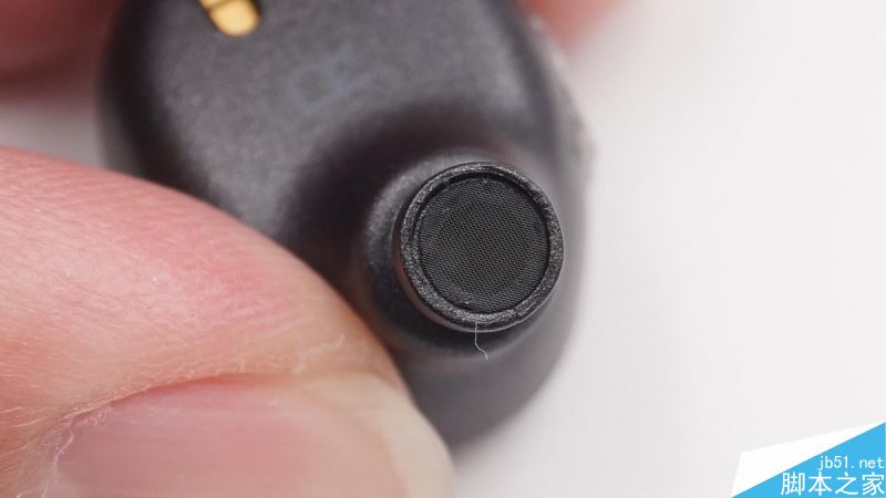 爱奇艺D30蓝牙耳机内部做工怎么样 爱奇艺D30真无线蓝牙耳机拆解全过程图解评测