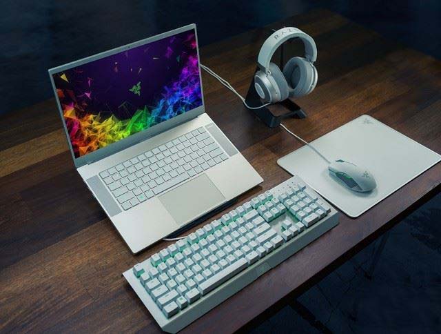 雷蛇灵刃15标准版散热好不好 雷蛇灵刃15标准版拆解与散热测试