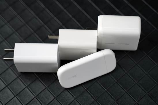OPPO 50W超闪饼干充电器值得入手吗 OPPO 50W超闪饼干充电器评测