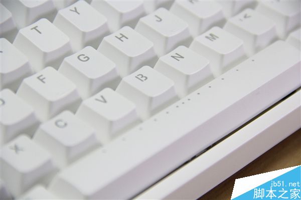 IKBC时光机机械键盘F-RGB开箱图赏:加入RGB背光灯效