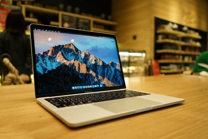 Surface Laptop与MacBook Pro 2016哪个好？Surface Laptop对比MacBook Pro评测