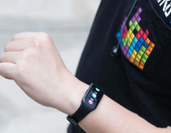 荣耀手环6好不好用 荣耀手环6上手体验