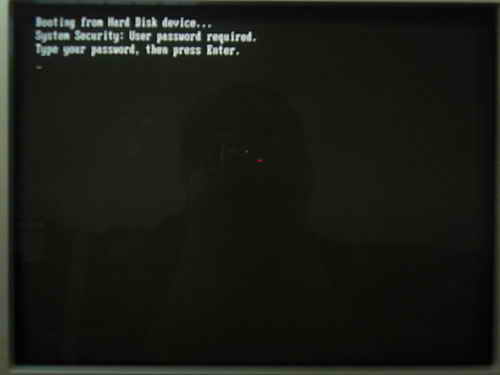 SIS662主板在开机密码输入前主机有鸣叫声的解决