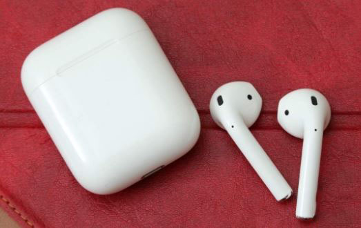 1000多的airpods值得买吗 airpods和普通蓝牙耳机有什么区别