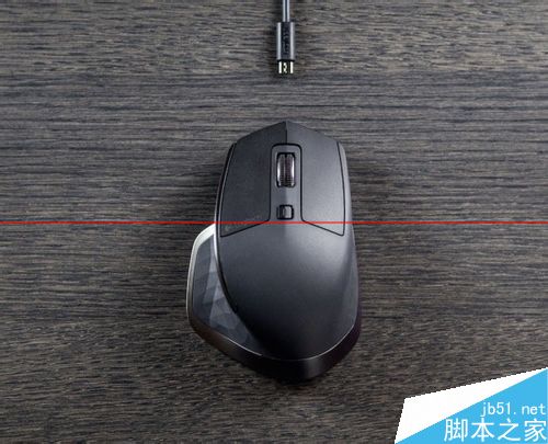 罗技无线大师鼠标MX Master怎么使用，怎么充电？