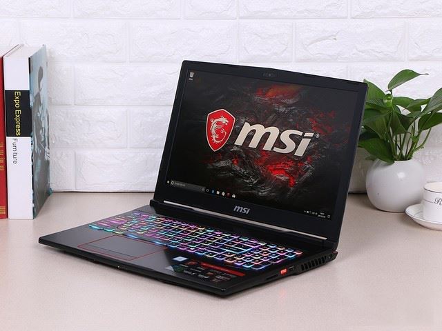 微星GE63VR 7RF怎么样？微星GE63VR GTX1070轻薄游戏本详细评测