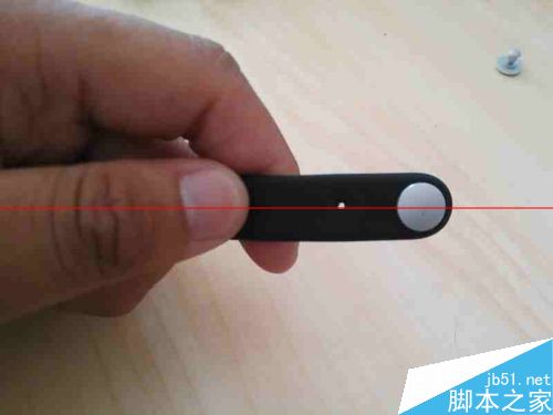 小米手环断了不能带了该怎么办呢？