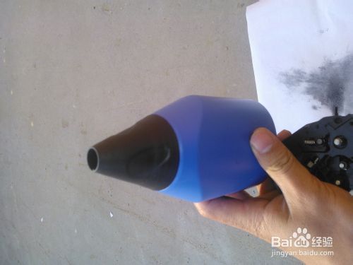 联想M1705 打印复印一体机的加粉过程图解