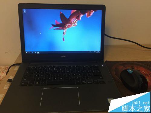 微软Sculpt Ergonomic Mouse大鼠标该怎么使用?