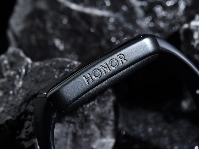 荣耀手环6怎么样 荣耀手环6全面评测