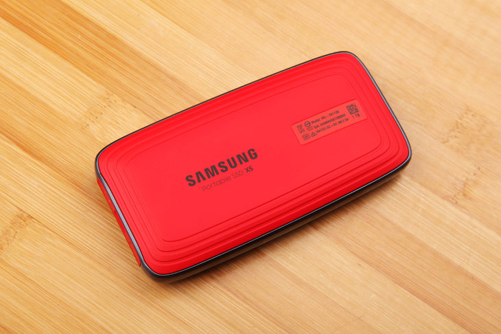 移动存储新选择 三星X5移动固态硬盘详细图文评测