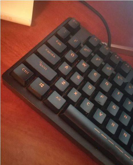 win10玩游戏按字母键就闪退怎么解决?