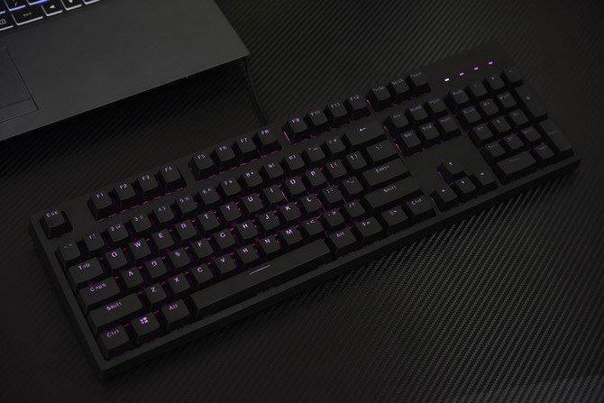 雷柏V808 RGB机械键盘值得买吗 雷柏V808 RGB游戏机械键盘评测
