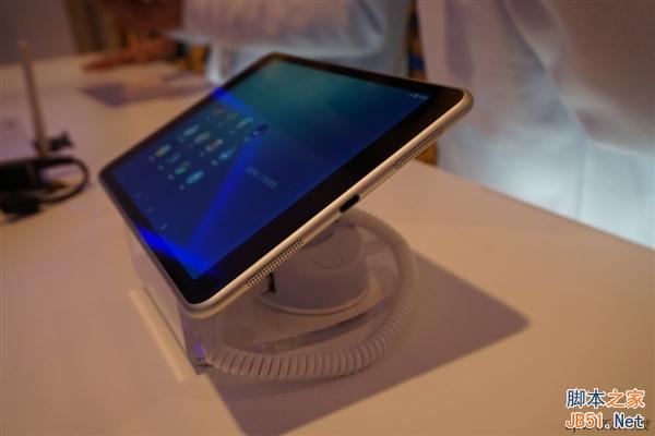 USB正反随便插 1599元运行Android 5.0诺基亚平板现场实拍图赏