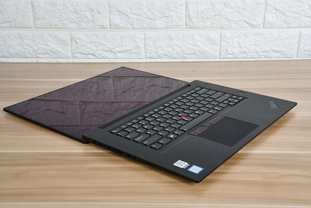 ThinkPad X1隐士值得买吗？ThinkPad X1隐士轻薄设计本详细评测