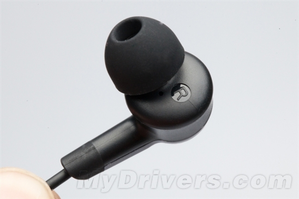 99元小米新一代活塞耳机开箱图赏 极简设计风格