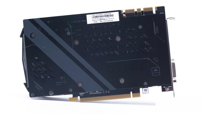 索泰1080Ti小钢炮怎么样？索泰GTX1080Ti Mini详细评测图解