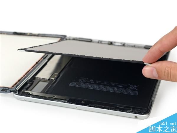内部做工如何呢?苹果全新9.7英寸iPad完全拆解图赏