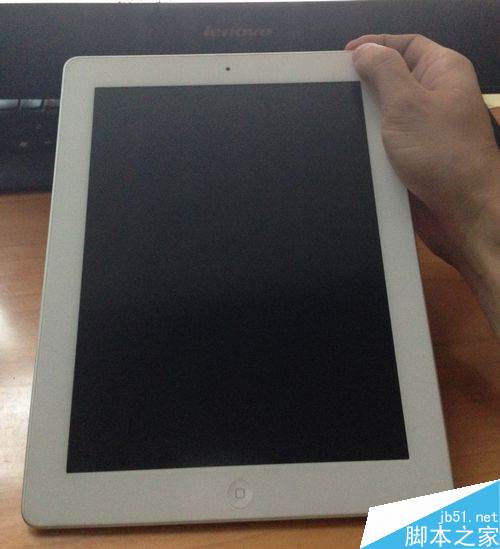 ipad卡机黑屏了怎么办   ipad卡机黑屏的解决方法