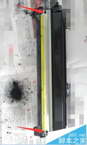 三星4521打印机墨粉用尽怎么硒鼓加墨粉?